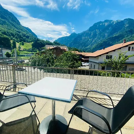 Отель Christina *