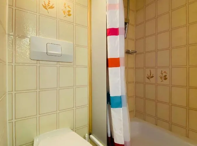 فندق Christina *